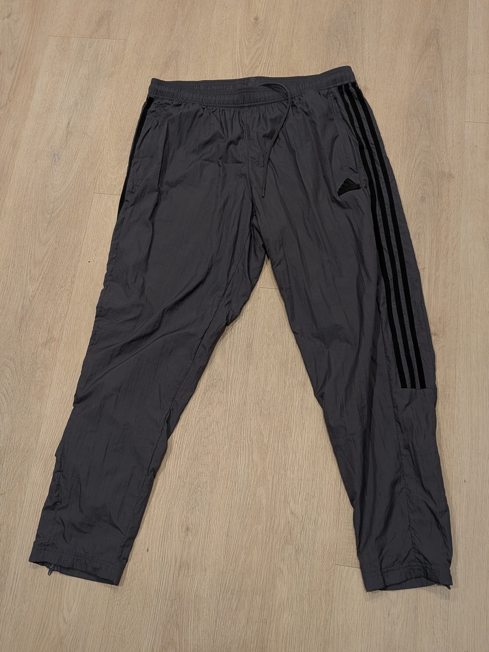 Pants - Picture 7 of 8